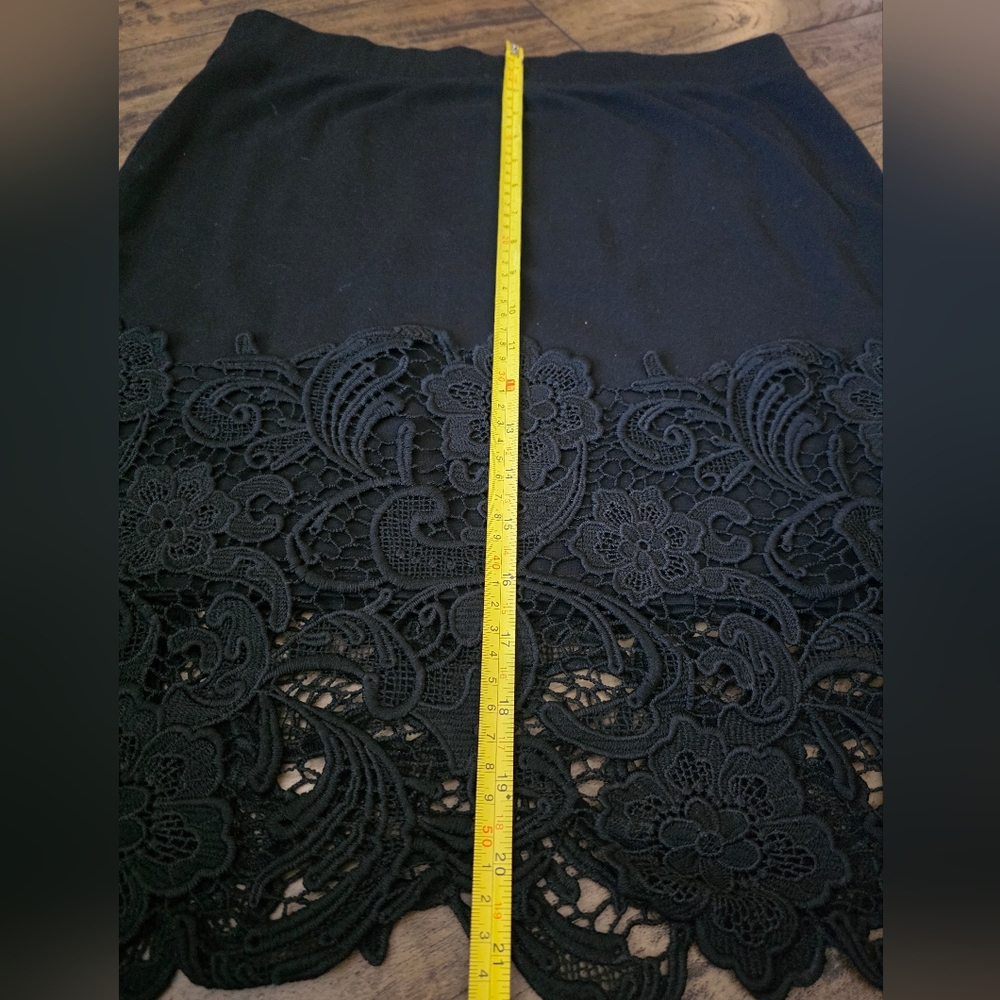 Haute Monde Black Embellished Mini Skirt Cocktail Lace Work Size XL - Picture 2 of 4